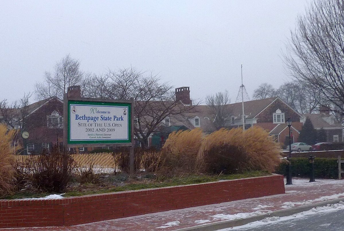 Farmingdale, NY - Farmingdale (Nueva York) - Wikipedia, la enciclopedia libre